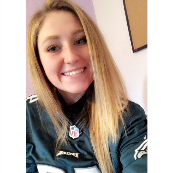 Meet your Posher, Mackenzie - Picture 1 of 1